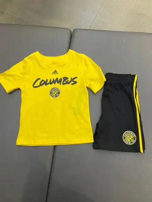 阿迪达斯足球队服717171