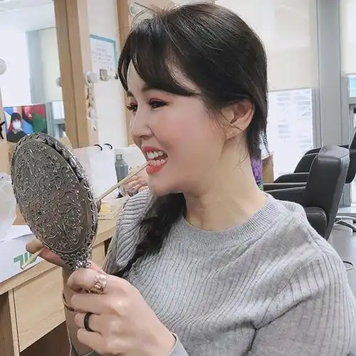 韩星张英兰毫无做作的样子假惺惺可爱魅力