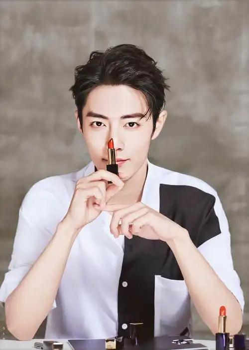 肖战. |雅诗兰黛| cr:廵水的渔