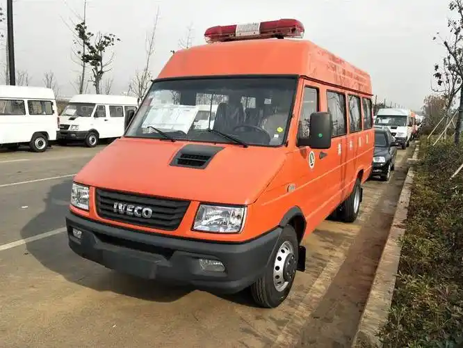 依维柯运兵车 国六运兵车 14座运兵车