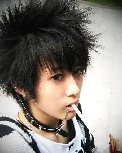 非主流时尚男孩_非主流帅哥_雨露文章网