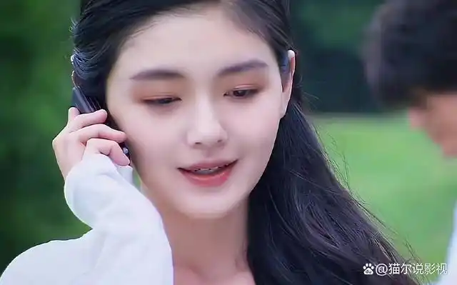 《泡沫之夏》里的尹夏沫终究是童话,现实生活里的大s一地鸡毛