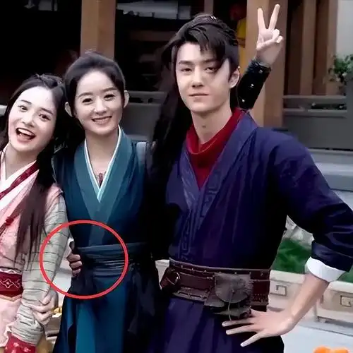 赵丽颖王一博恋爱实锤?更多细节被扒,5大巧合粉丝都觉"离谱"