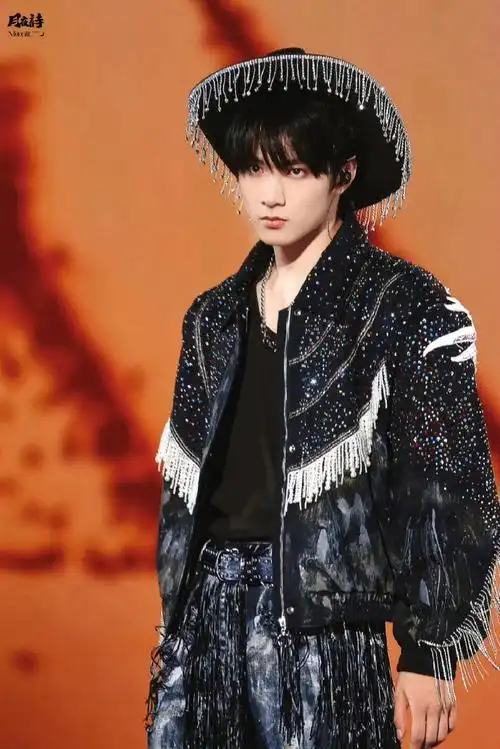 刘耀文@时代少年团-刘耀文24年行程    240504  【重庆演唱会】