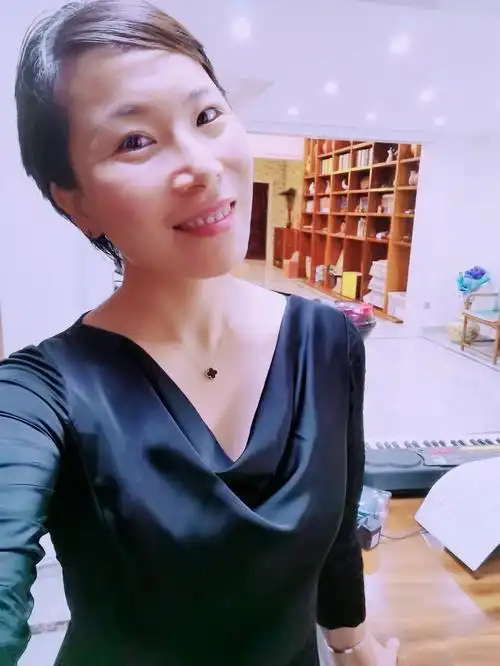 40岁的女人做自己的穿衣教主