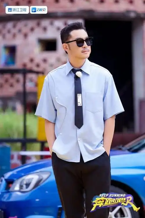 坐上重庆"法拉利","山城"竞速!《奔跑吧12》今晚火力全开