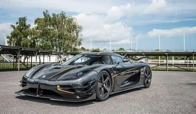 10000亿元的跑车(10000亿元的跑车图片未来)