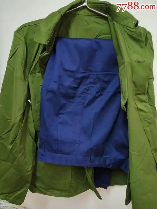 76年空军服装一套全新