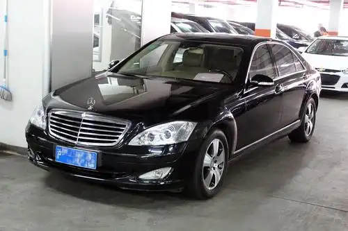 奔驰s级 2006款 s500 5.5 手自一体 后驱