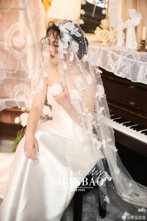 单宝造型超话单宝原创图库|婚礼新娘白纱造型@造型师单宝  无论是韩系