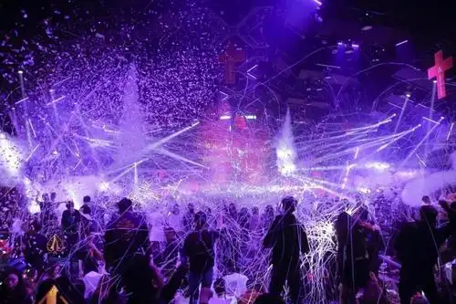 你们在蹦迪酒吧saas却在干这事儿