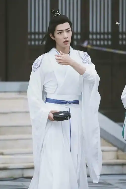 肖战魏无羡#白衣少年如诗如画清秀绝伦纯洁无瑕五周年快乐～我的舷圹