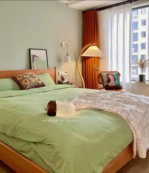 夏天温暖的颜色卧室搭配