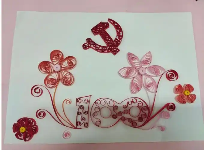 旅游管理学院举办红心向党巧手抒情手工创意作品大赛