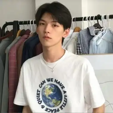 帅气暖男图片 阳光13岁-男生头像 - 壁纸之家