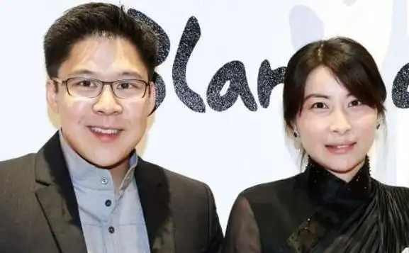 10年后再看郭晶晶才明白她嫁给大2岁的霍启刚到底多幸福