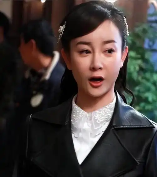 如今的张檬在娱乐圈中早已没有了立足之地,为了能够有戏拍,在2021她还