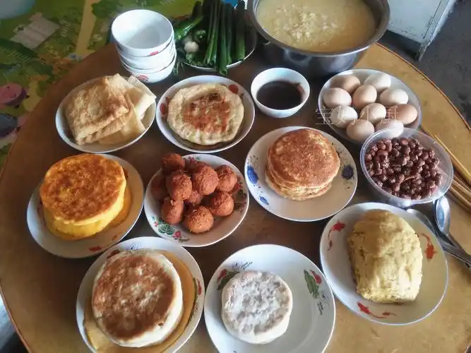 农村这早餐城里姑爷看傻眼好多都没见过不吃撑不撂筷