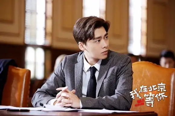 李易峰新剧演绎男朋友穿搭示范,跟着徐天穿就对了