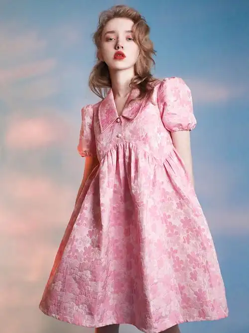 apozi 粉色女孩 蓬蓬连衣裙女夏季不规则高腰泡泡袖提花a字娃娃裙