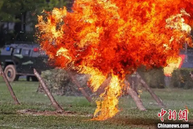武警上海总队开展地雷与爆破课目实战化演练