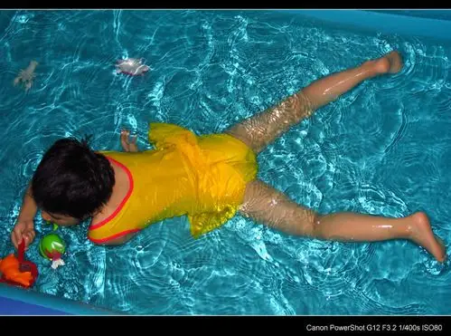 偷拍美女游泳!(图多慎入!) - 冷公子 - 冷公子的博客