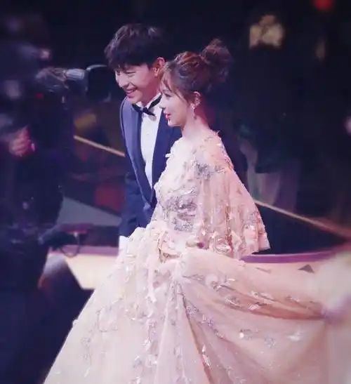 杨紫邓伦被传有望再度合体!