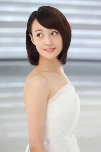 翻到郑爽一组旧照,软糯软糯的,十分清纯,满脸的胶原蛋白