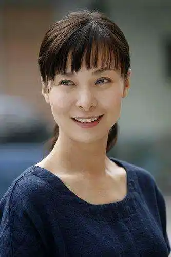 44岁柯蓝近照曝光背景强大感情坎坷今和演员黄志忠恋爱不婚