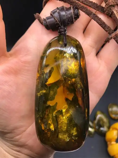 金沙琥珀,微信号:jinsha9642