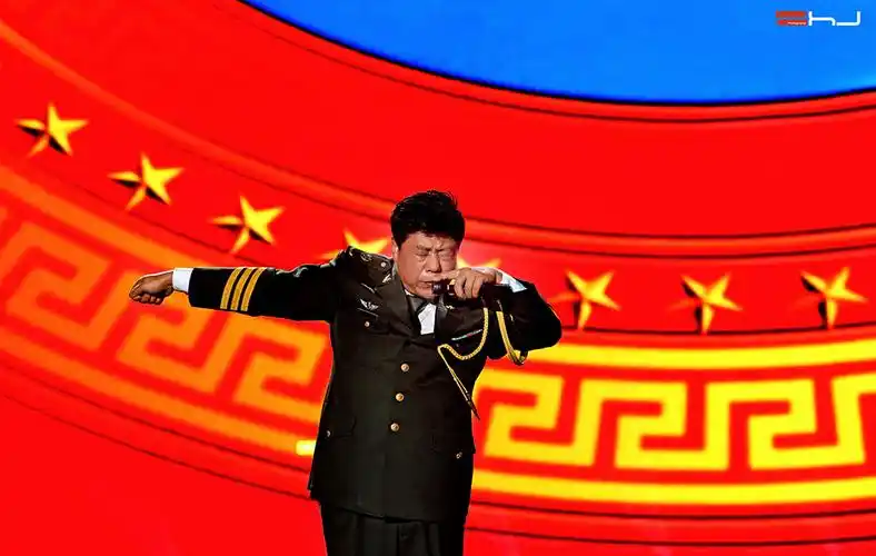 李进军,著名口技演员,先后师从刘文志,刘化吉,赵连甲