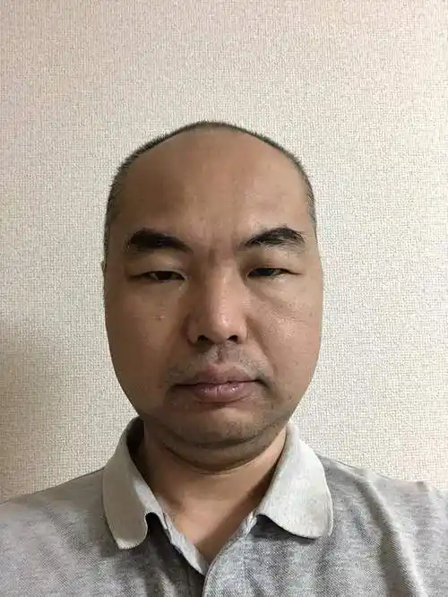 日本twitter涌现大量自拍美女倒影却露出马脚网民世纪骗局