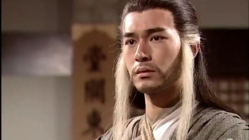 神雕:老顽童一头白发,反倒嫌弃杨过白发多,让他多吃蜂蜜,真逗