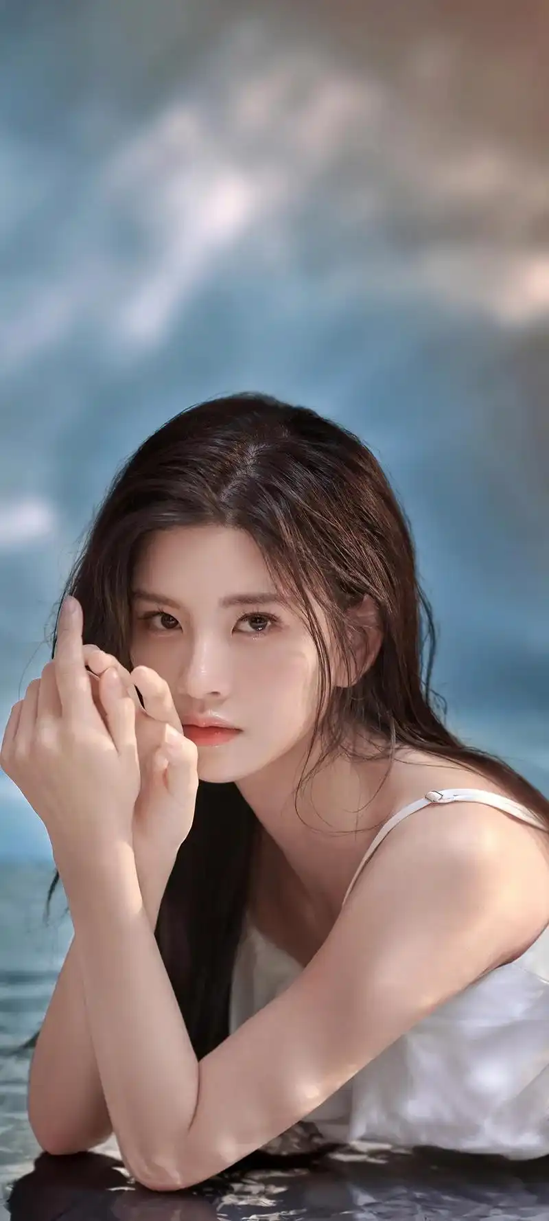 林思意全面屏手机壁纸