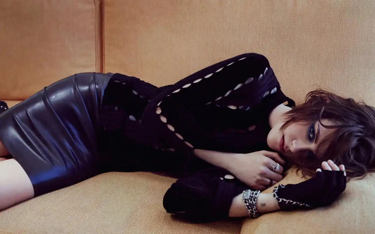 暮光之城女主克里斯汀·斯图尔特电脑桌面壁纸图片下载