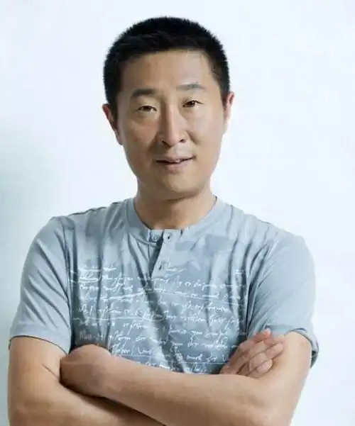 小眼睛男星谁最有魅力?林永健第八,周杰伦第二,李荣浩排第几?