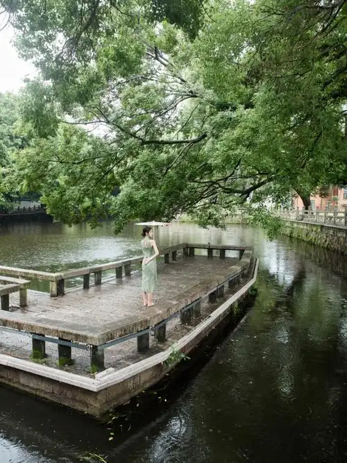 又或是前生后世,终是相思无寄处你以为古人为什么要下江南?