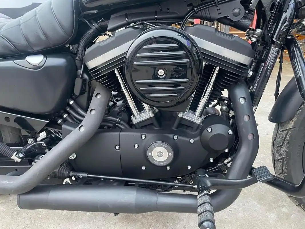 新到2020年哈雷883n硬汉,实表4700公里,车况精品入图,新车落地13万多