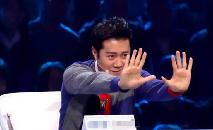 一辈子只唱红两首歌却点评刘德华唱功不行谁给的勇气