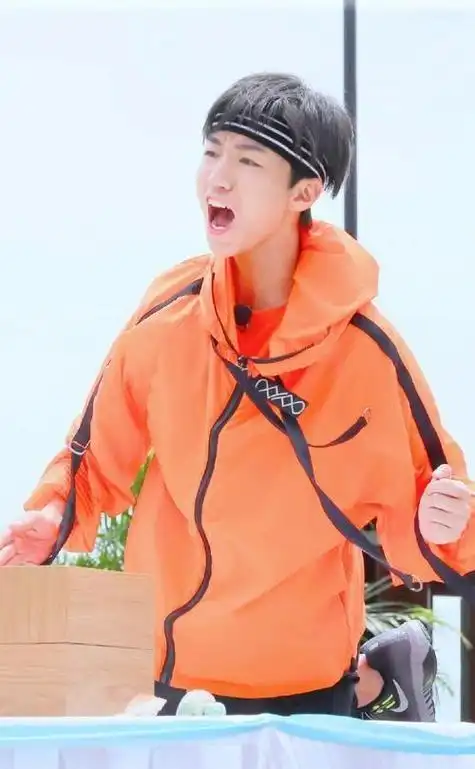 这一次,tfboys三人的"江湖地位"一览无遗,有人悄悄"掉队"了