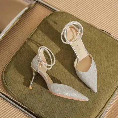 2024薄底女细跟尖头银色水晶鞋女鞋新款珍珠绑带单鞋纯欲高跟鞋