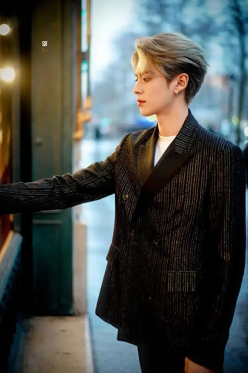 我可太爱棣棣这组壁纸了.#王鹤棣 #西装杀 #禁欲系 #霸道 - 抖音