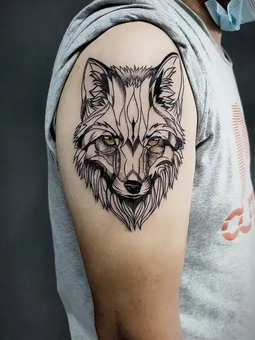 狼纹身