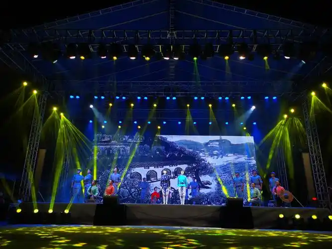 自5月1日投入复工复产以来,通过以惠民演出进剧场,进景区和舞台车等多