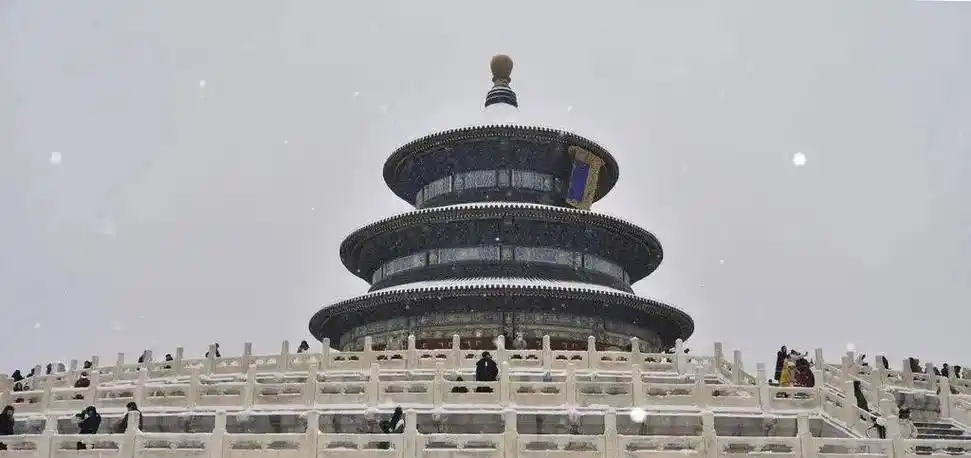 瑞雪兆丰年,京城迎来龙年初雪,美如画卷_北京_雪景_城市