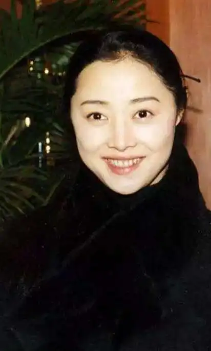 刘蓓离婚才想起前任得好3婚再嫁前夫2度成为张若昀后妈