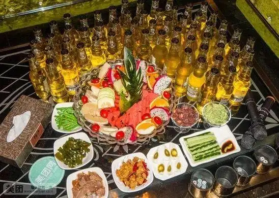 建发·悦城中心乐唱ktv周年庆典,啤酒免费畅饮,充值有惊喜!_包厢