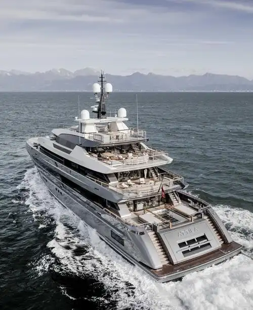 圣劳伦佐64steel超级游艇-海之蓝游艇官网