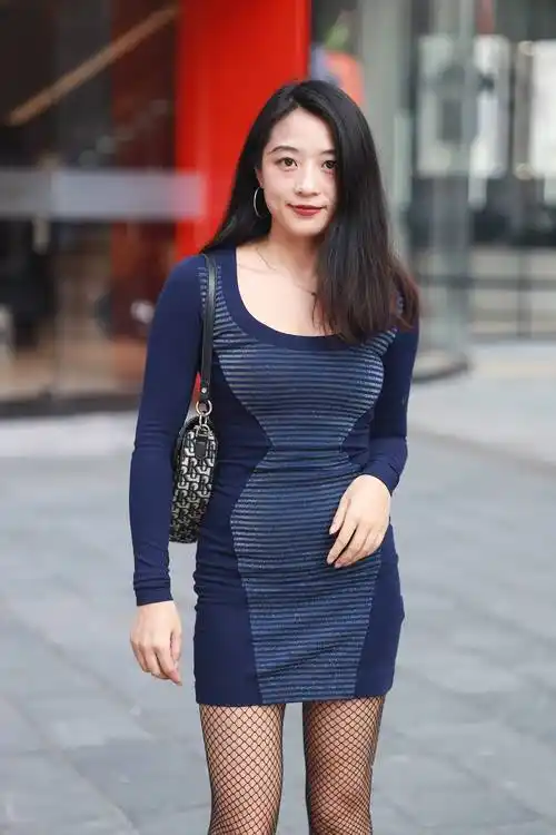 重庆街拍:北城天街20221204-12