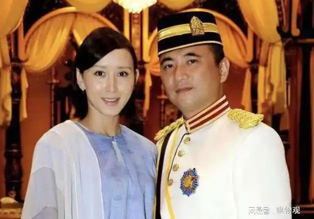 从普通女孩到豪门阔太,老公甘愿为她挨一刀|刘烨|袁泉|秦海璐|章子怡